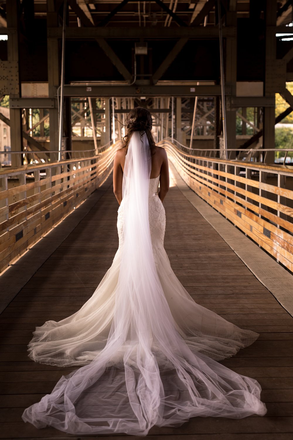 Our Brilliant Bride Ashley | Wisconsin Fall Wedding. Desktop Image