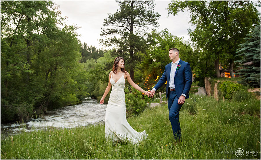 Bride-and-Groom-Romantic-Portrait-on-their-wedding-day-at-Wedgewood-on-Boulder-Creek-in-CO.jpg