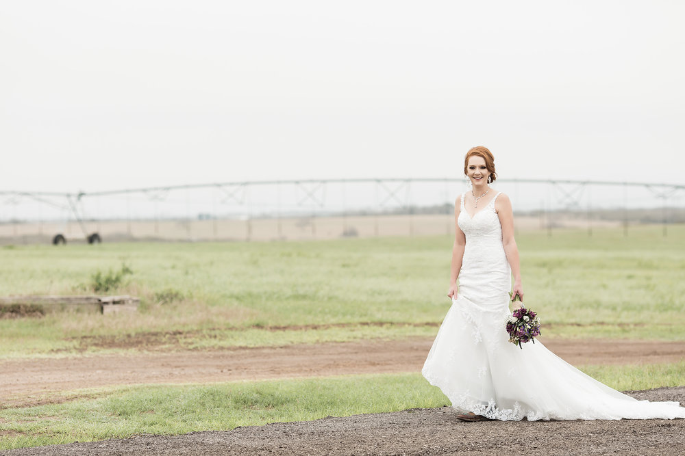 Our Brilliant Bride Kelsey | Texas Spring Wedding. Desktop Image